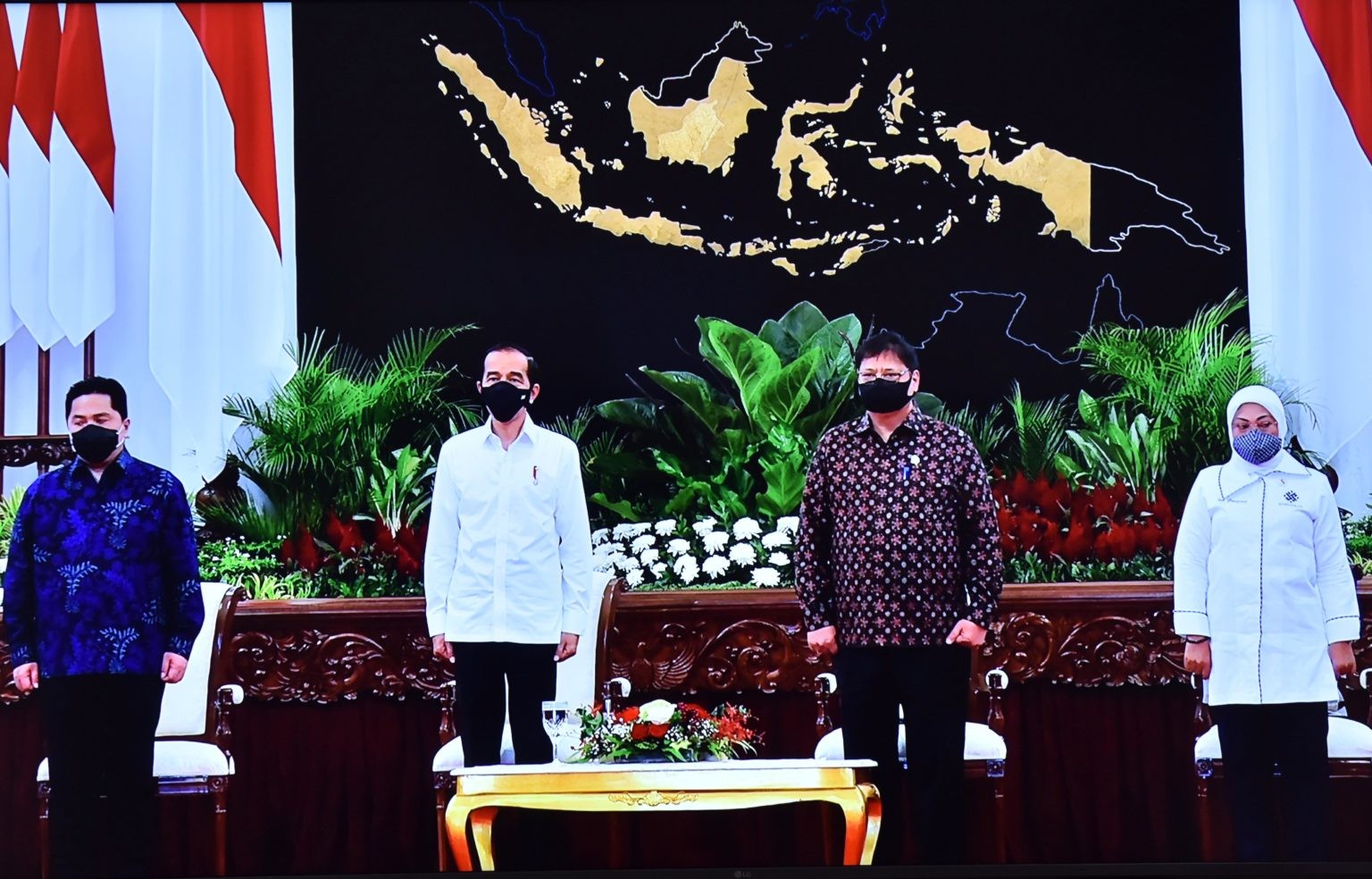 Jokowi Luncurkan Subsidi Gaji, Hari Ini 2,5 Juta Pekerja Dapat Bantuan