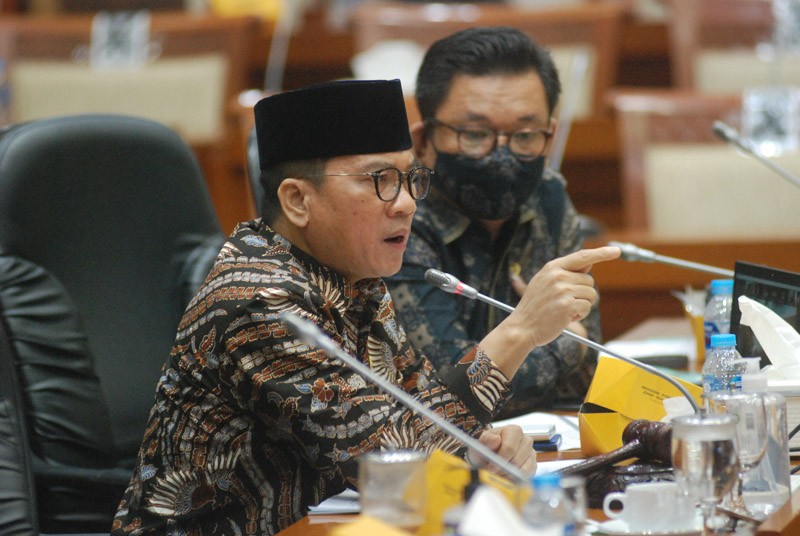 Yandri Pertanyakan Pemotongan Dana Bos Kepada Menag