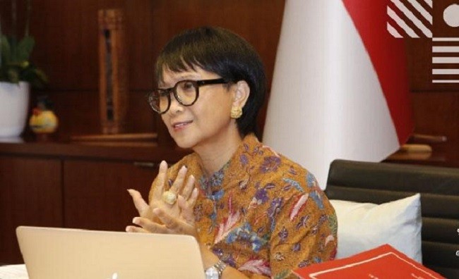 Menlu Retno Minta China Bertanggung Jawab Ciptakan Perdamaian di LCS