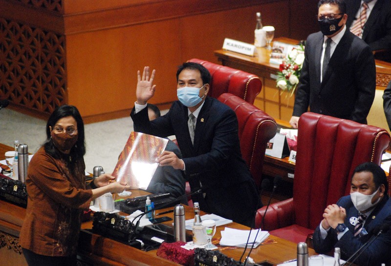 Menkeu Sampaikan Jawaban Pemerintah