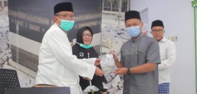 Pendiri Ponpes Al-Muhajirin Purwakarta Milad Ke-65, Buku Pupujian Sunda Dilauching
