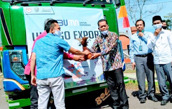 20 Ton Arang Kayu Prodak UMKM Jawara ke Arab Saudi