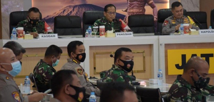 Pangdam : Jangan Coba-Coba ke Surabaya Kalau Nggak Pakai Masker