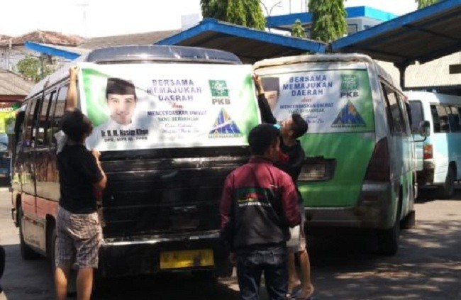 Anggota DPR Ini Bantu Pembangunan Masjid di Bondowoso