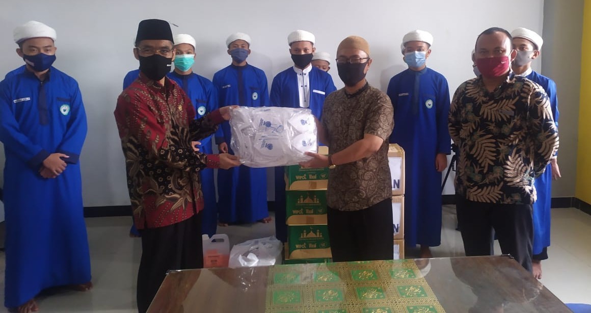 Senator Lampung Kunjungi Pondok Pesantren Daarul Huffaz