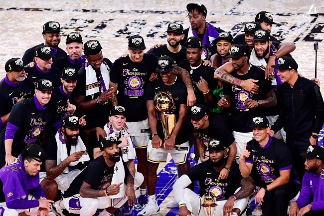 Jadi Juara NBA, LA Laker Persembahkan Untuk Mendiang Kobe Bryant