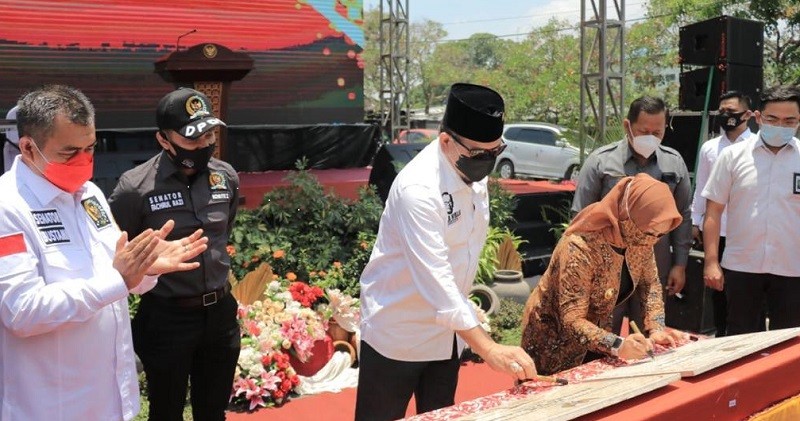 Resmikan Pasar Benteng Pancasila, LaNyalla Ingatkan Pentingnya Teknologi Digital di Era New Normal
