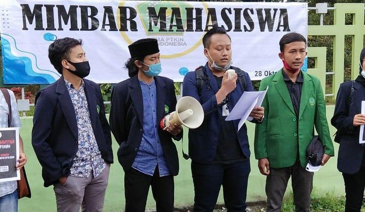 Hari Sumpah Pemuda : Mimbar Mahasiswa Hingga Surat Terbuka untuk Jokowi