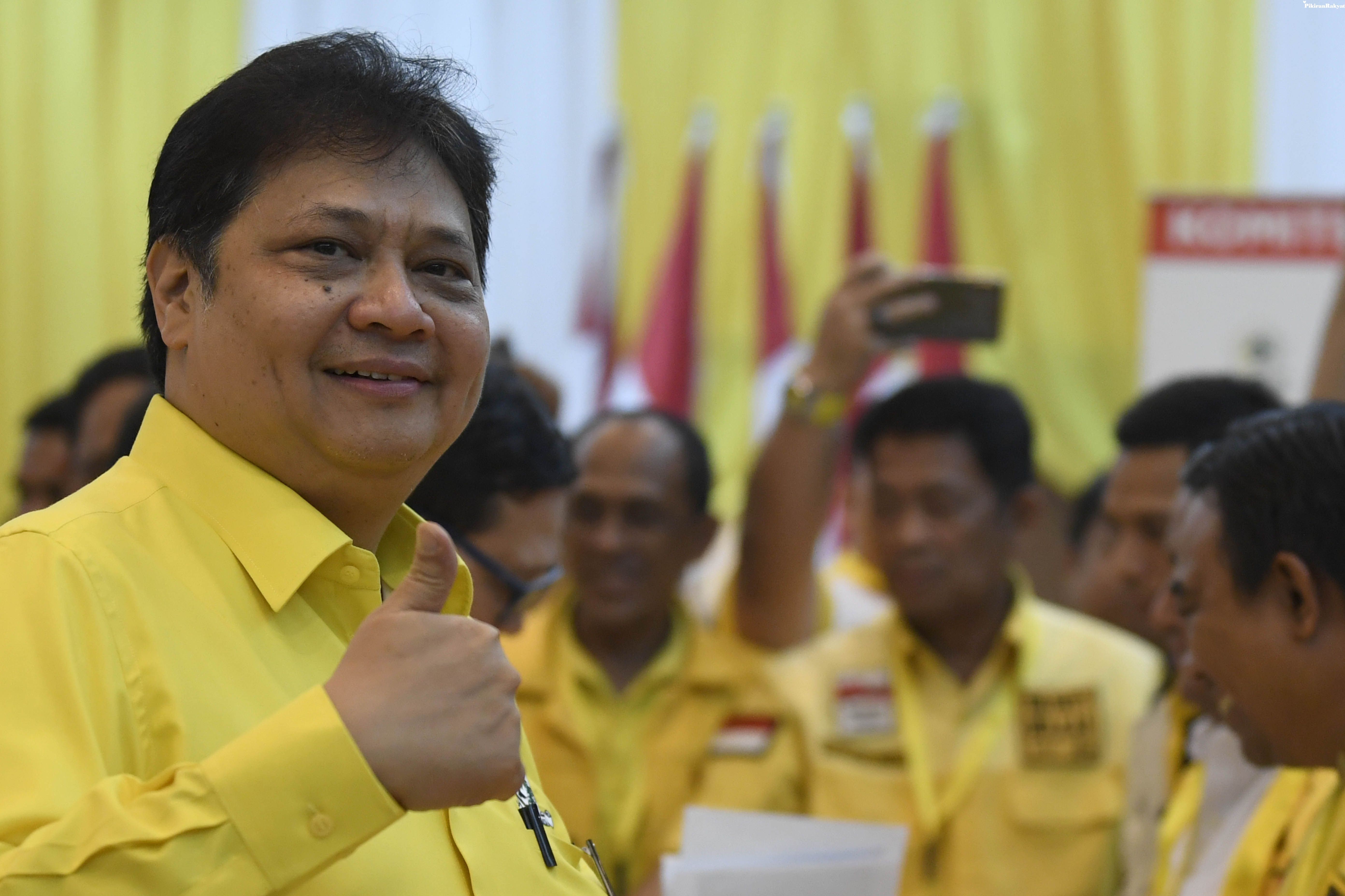 Airlangga Sebut UU Ciker Untuk Pulihkan Ekonomi Nasional, Serius?