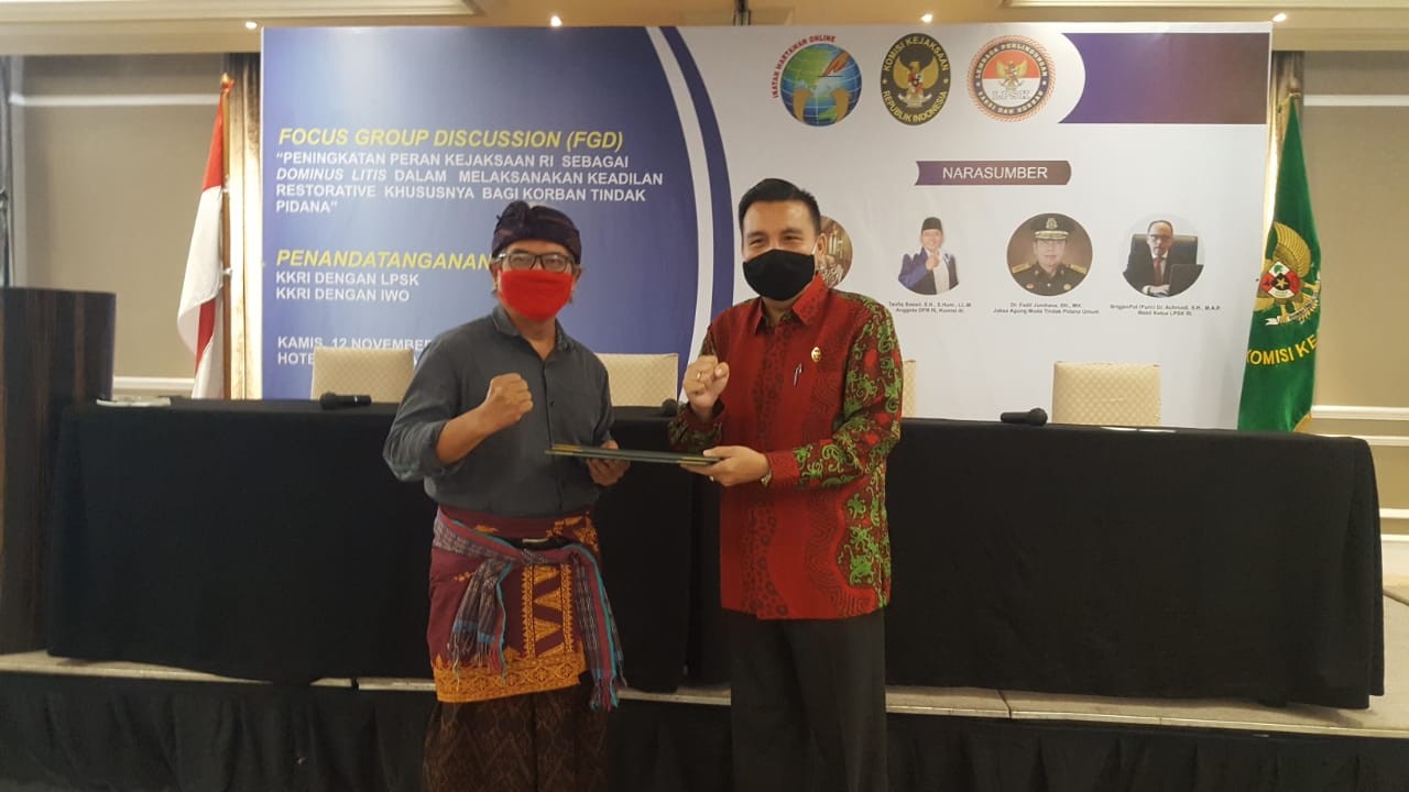 Sandy Nayoan Formatkan Kerjasama IWO Dengan Komisi Kejaksaan