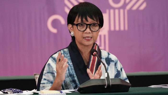 Menlu Retno Soroti Kejahatan Lintas Batas di Masa Covid-19