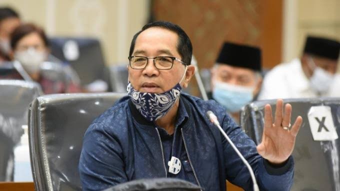WALHI Tak Hadir RDPU, DPR: LSM tidak Boleh Mendikte