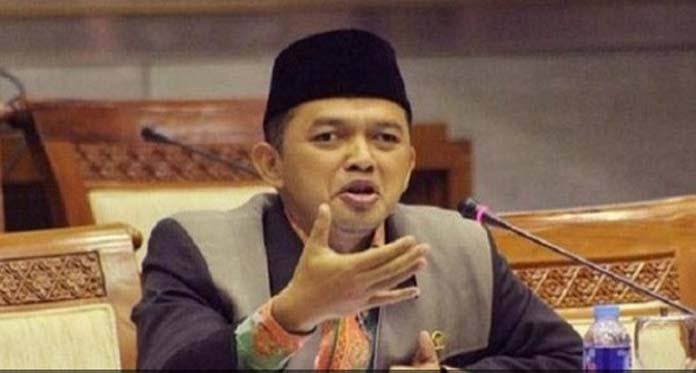 Nomor Whatsapp Diretas, Maman Imanulhaq akan Lapor Polisi