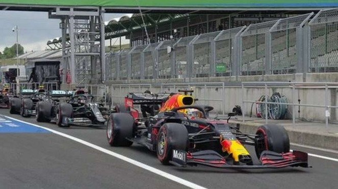 Mercedes Bakal Waspadai Red Bull