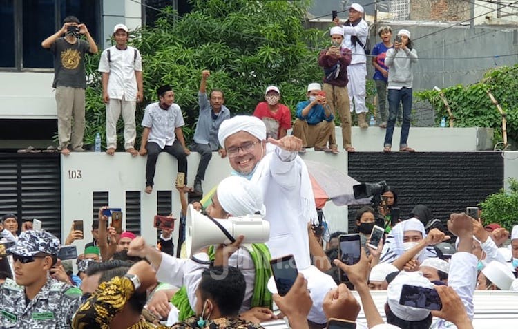 Mantap! Habib Rizieq Ajak Umat Patuhi Prokes Covid-19