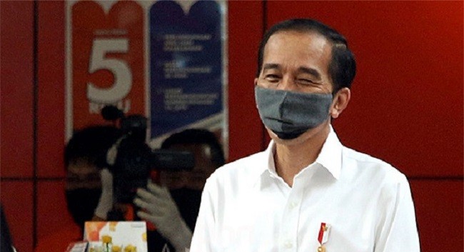 Jokowi Tegaskan Siap Jadi Orang Indonesia Pertama yang Divaksin Corona