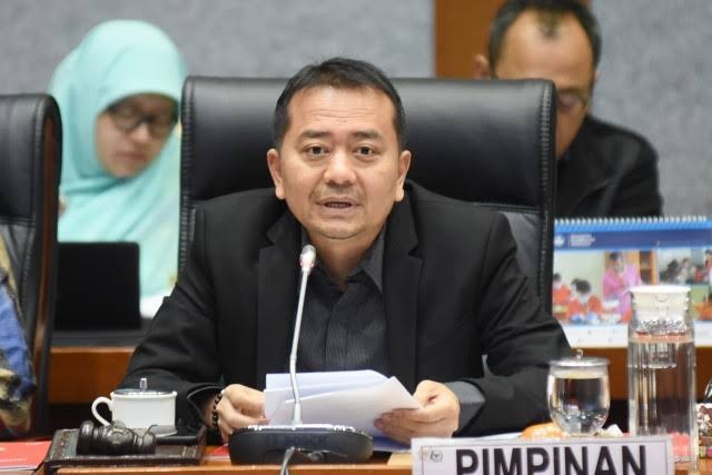DPR Minta Pemerintah Kaji Ulang Pembukaan Sekolah di Januari 2020