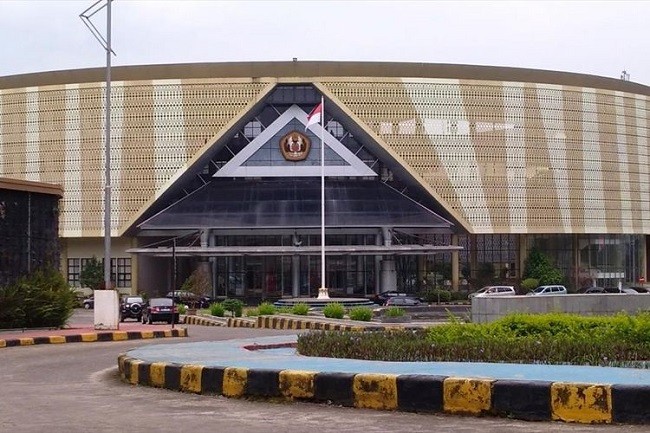Pernah Jadi Pengurus HTI, Unpad Copot Wakil Dekan 
