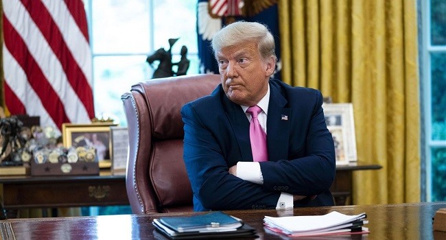 Karir Politik Tamat, Seumur Hidup Trump Bakal Dilarang ke Kongres