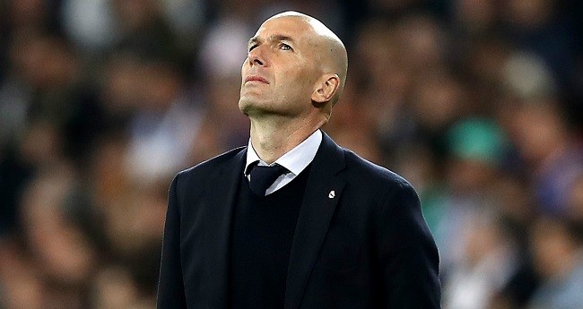 Zinedine Zidane Positif Tertular COVID-19