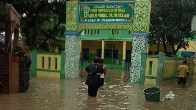 Tanggul Citarum Jebol, Nyumarno Desak Bupati Bekasi Keluarkan Perbup Tanggap Darurat Banjir