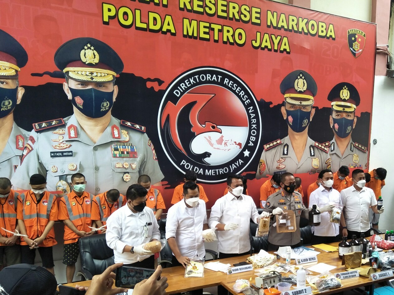 Polisi Ungkap Tembakau Sintetis Jenis Baru, Tujuh Tersangka Ditangkap