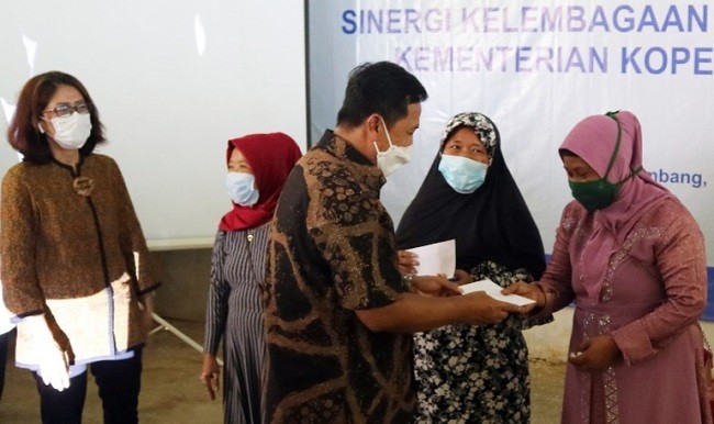 Tingkatkan Kesejahteraan Hidup, Para Korban Tsunami Panimbang Didorong Bentuk Koperasi