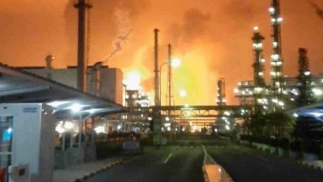 Kilang Minyak Balongan Terbakar, Pertamina Pastikan Stok Bahan Bakar Cukup  