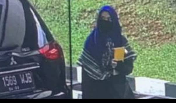 Pasca Kejadian Mabes Polri, Sejumlah Tetangga Berusaha Kuatkan Keluarga ZA