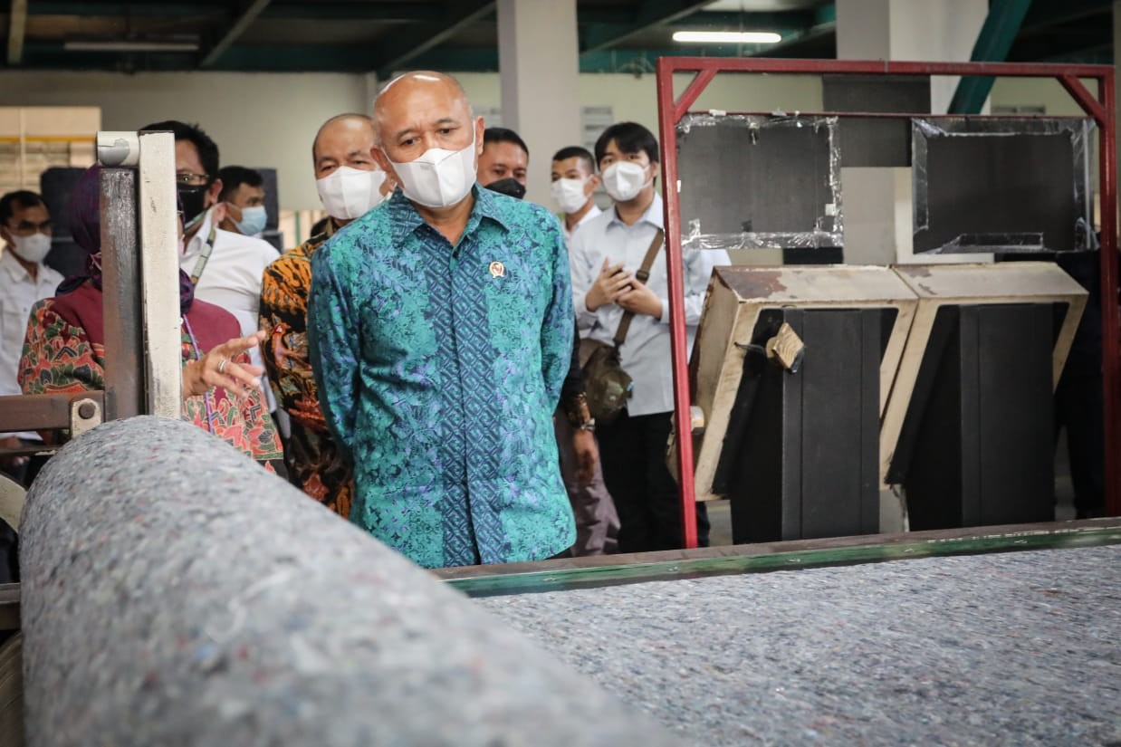 Teten Ajak Pelaku UMKM Susun Model Bisnis Industri Otomotif