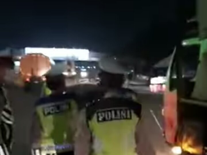 Setelah Ambulans, Masyarakat Siasati Larangan Mudik dengan Truk Towing