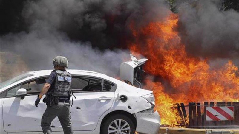 Balas Kejahatan Israel, Hamas Luncurkan Ratusan Roket