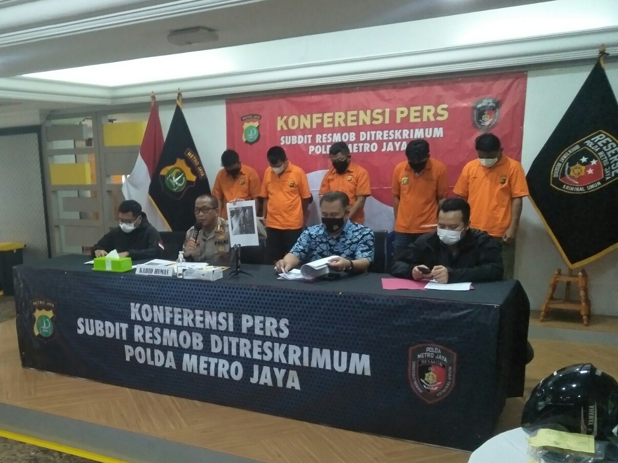 Polisi Tangkap Lima Pelaku Begal yang Tembak Korbannya di Pademangan