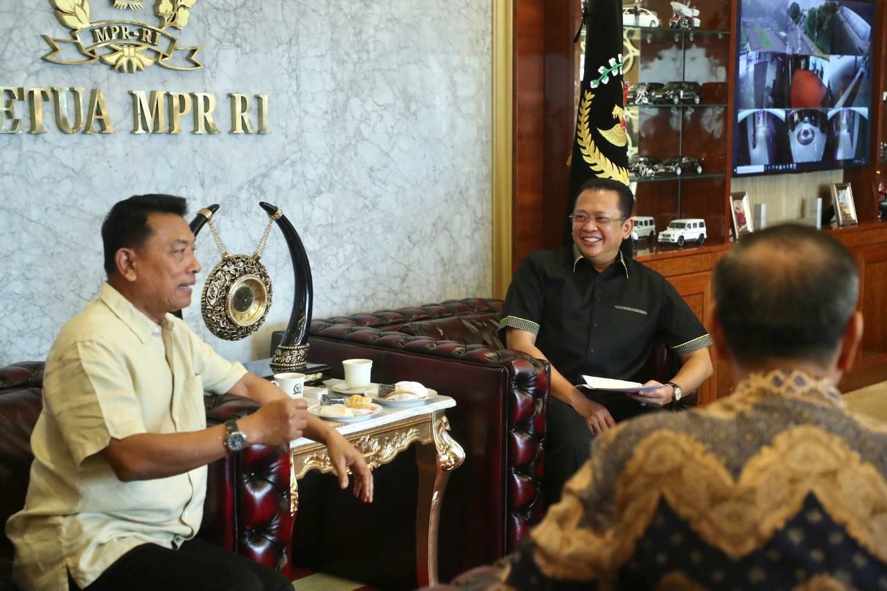 Bersama Moeldoko, Bamsoet Masuk Pengurus Perkumpulan Industri Kendaraan Listrik Indonesia