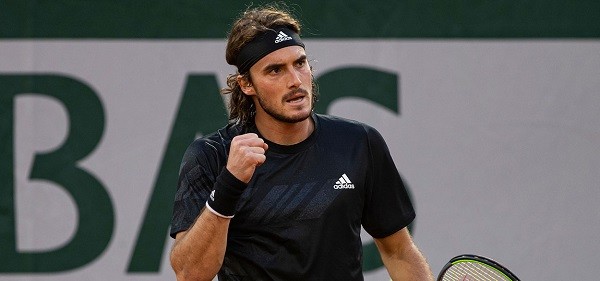 Bermain Sengit, Tsitsipas Melaju ke Babak Selanjutnya di French Open 2021