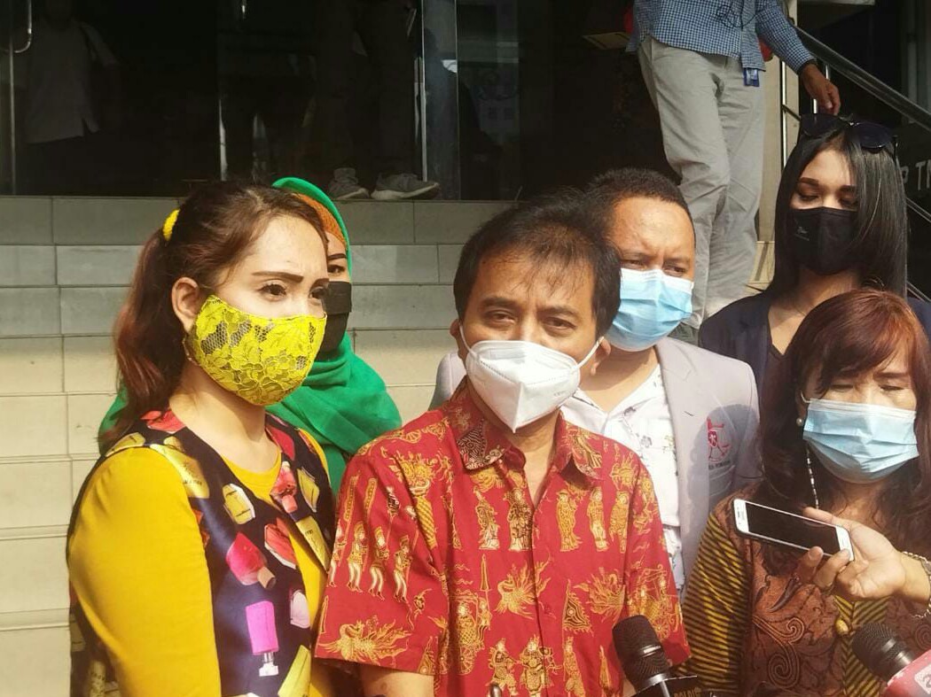 Tak Terima Disebut Dewa Panci, Roy Suryo Laporkan Eko Kunthadi dan Mazdjo Pray
