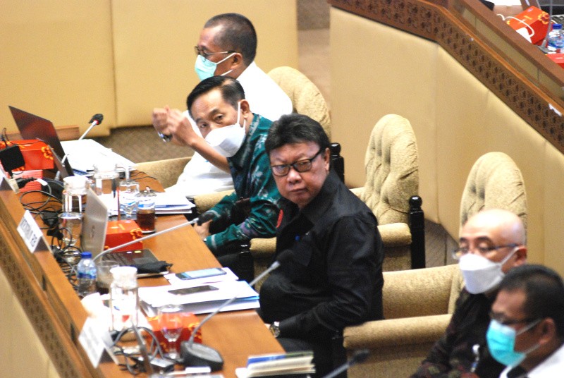 Komisi II Raker Dengan Menpan RB RI