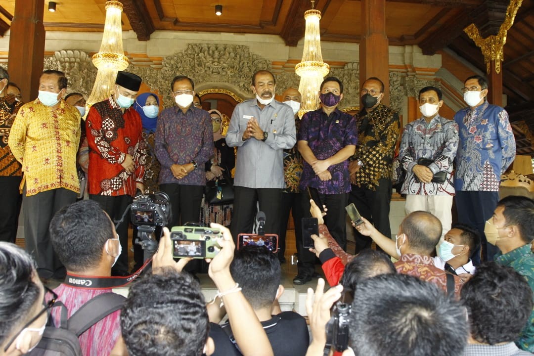 Dukung DPD RI Serap Aspirasi, Pemprov Bali Hibahkan Aset untuk Kantor Daerah