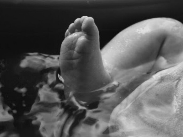 Berbekal Rekaman CCTV Polisi Bekuk Ibu Muda yang Buang Bayinya di Tong Sampah