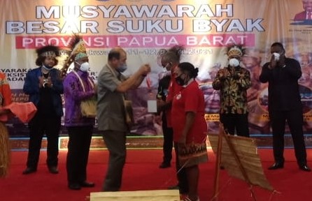 Nono Sampono: Perkecil Kesenjangan Barat dan Timur