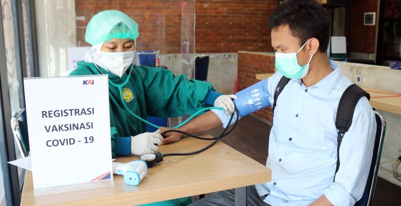 13 Stasiun Layani Vaksinasi Covid-19 Gratis bagi Pelanggan KAI