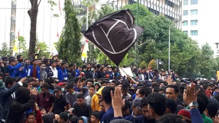 Terkait Demo Tolak PPKM, Enam Orang Diamankan dan Diinterogasi Polisi