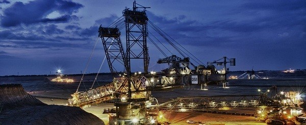 Pemerintah Didesak Evaluasi Program Hilirisasi Nikel