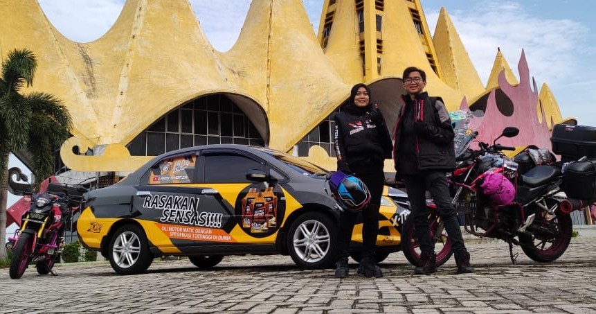 Lady Shofia Road to Lombok
