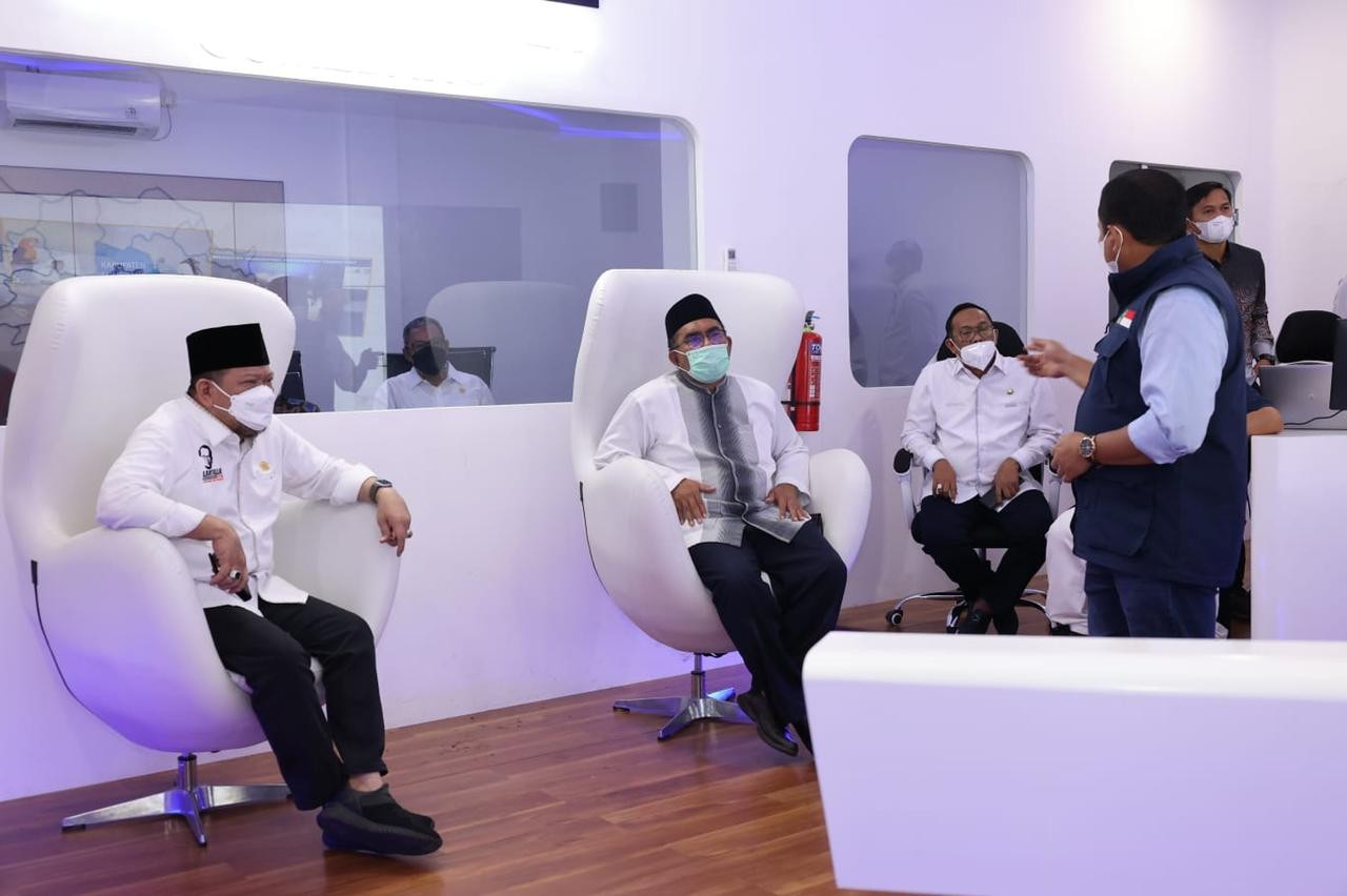 Ketua DPD RI Tinjau Command Center Sumedang