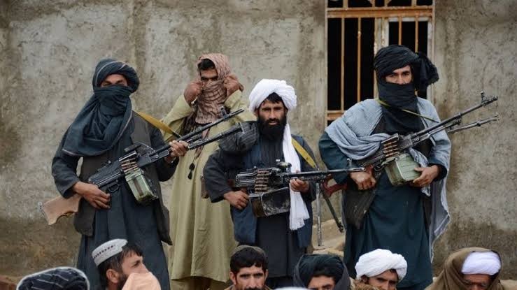 Taliban Pukuli dan Rampas Peralatan Jurnalis Afghanistan