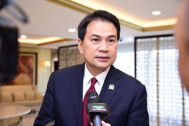 Formappi Minta Aziz Syamsuddin Segera Mundur dari Wakil Ketua DPR