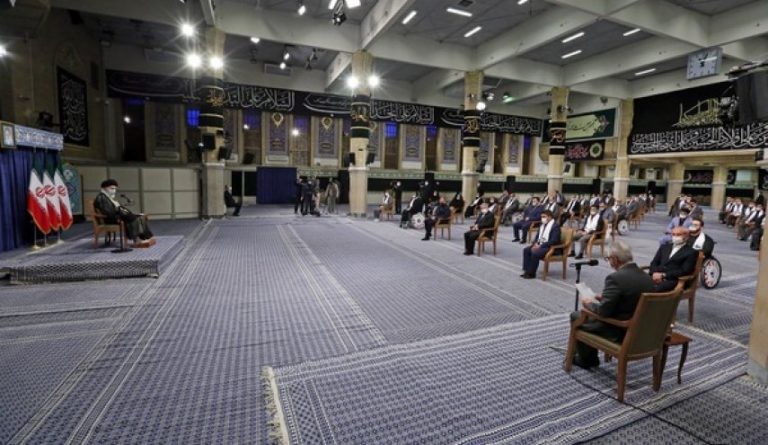 Ayatullah Khamenei: Jangan Pernah Akui Israel, Bahkan di Gelanggang Olah Raga