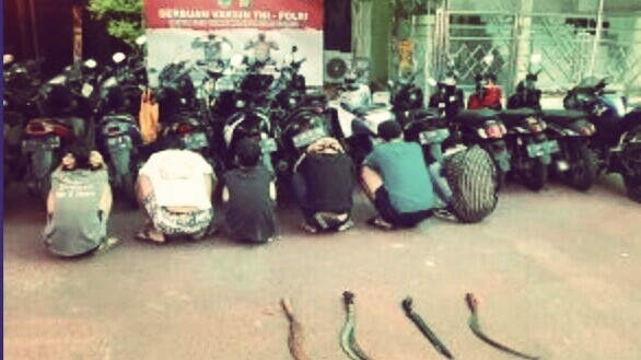 Siap Tawuran dengan Senjata Tajam, Enam Orang Ditangkap di Taman Sari