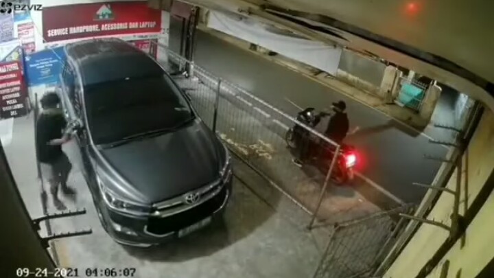 Pencurian Spion Terekam CCTV di Mampang Prapatan, Polisi: Kita Buru Pelakunya